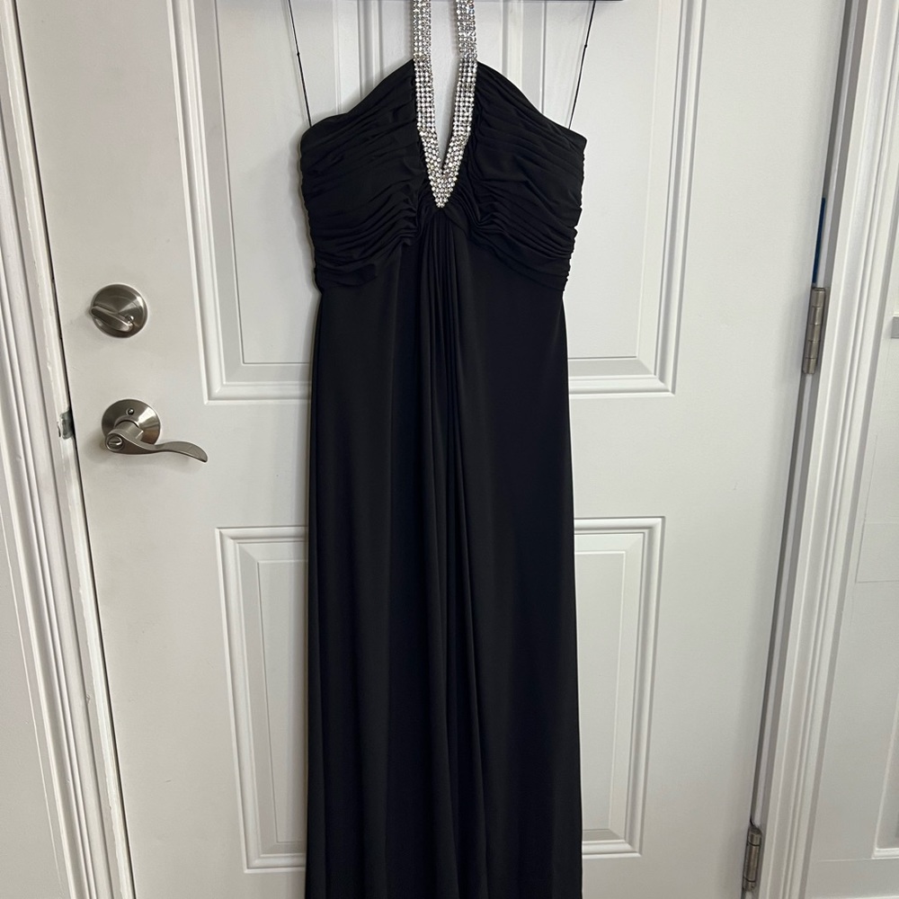 Beautiful formal dress!